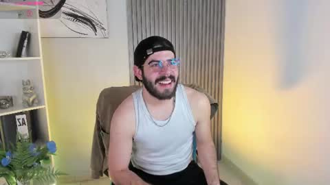domboy  online show from July 21, 8:33 pm