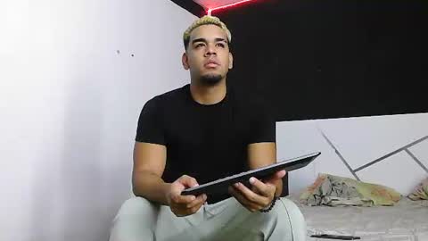 Logan online show from March 3, 3:19 pm