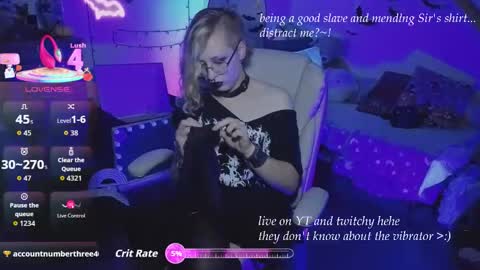 Bigbearnbunnyboy online show from May 20, 4:53 am