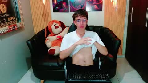 dominic_carminex online show from November 5, 9:17 pm