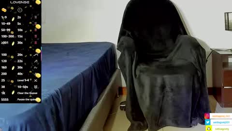 SANTI  independent model online show from March 13, 4:49 am