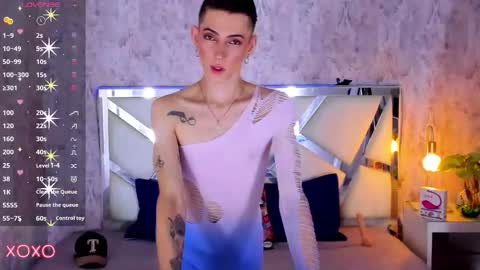 Dominic online show from November 4, 2:29 pm