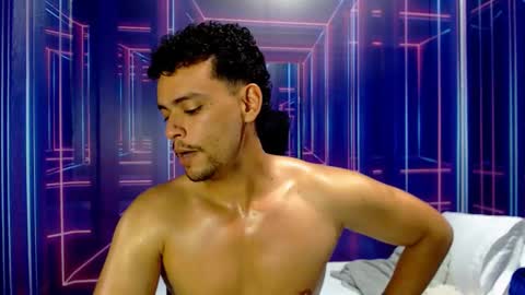 Dominic online show from October 3, 11:57 pm