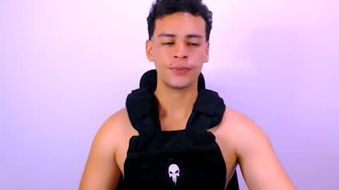 Dominic online show from October 9, 7:52 pm