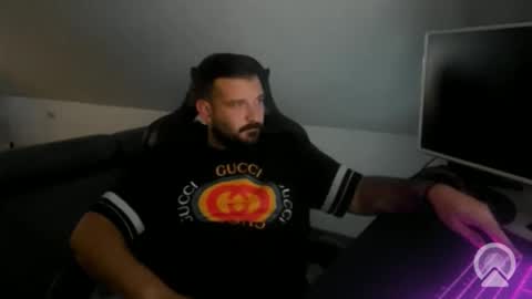 donchriiis online show from September 23, 1:32 am