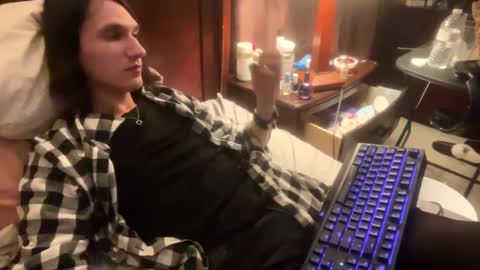 Donk online show from February 18, 8:59 am