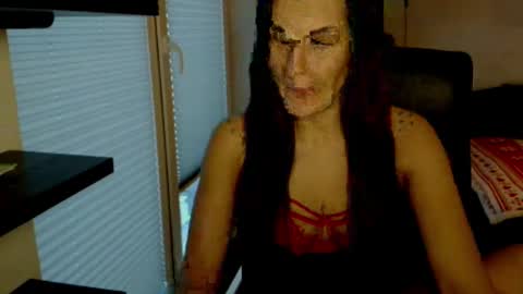 DonnaLive online show from February 8, 3:15 pm