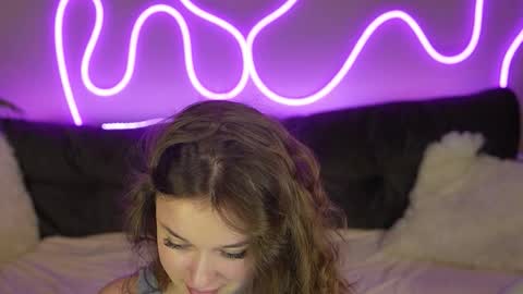 DONNA online show from November 7, 3:14 pm