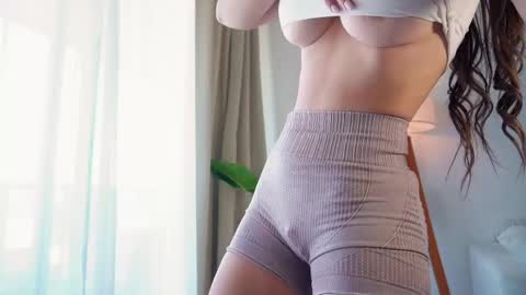 Donatella online show from April 9, 12:11 pm