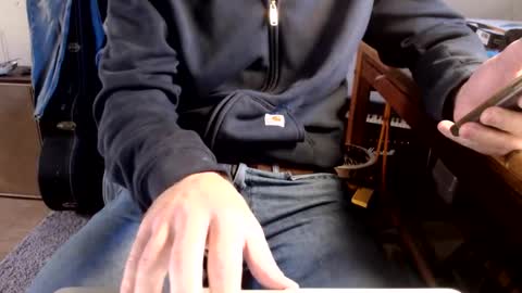 Snapshot of dontworryjustwatch chatting on February 25, 6:12 pm dontworryjustwatch online show from February 25, 6:12 pm