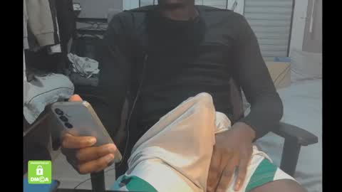 doomdrag3 online show from April 7, 1:24 pm