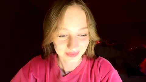 Anika online show from April 17, 8:11 pm