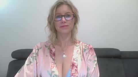 DoreenSexy online show from September 20, 7:50 pm