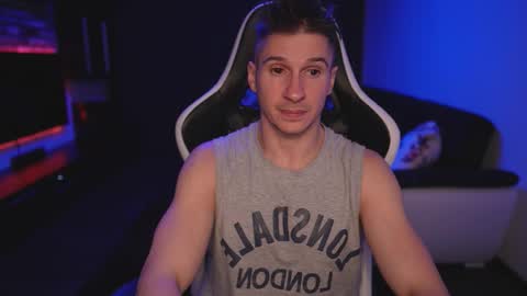 Dorian Reyes online show from November 27, 2:52 am