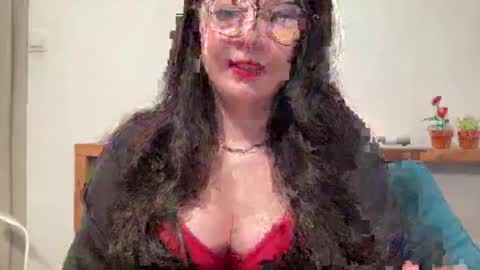 Dorothy online show from April 12, 6:23 pm