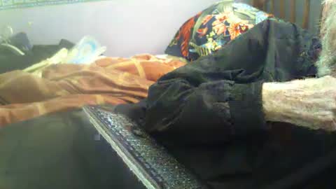 Snapshot of dorsetbiker714 chatting on October 15, 10:05 am Hello welcome to Slutsville I am the Naked Chef really but you may call me Peter online show from October 15, 10:05 am