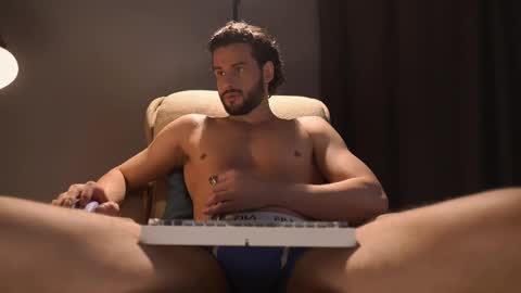 Keen online show from February 21, 9:51 pm