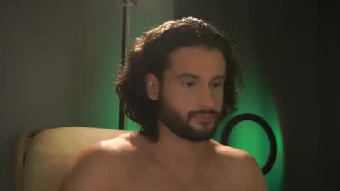 Keen online show from November 8, 5:27 pm