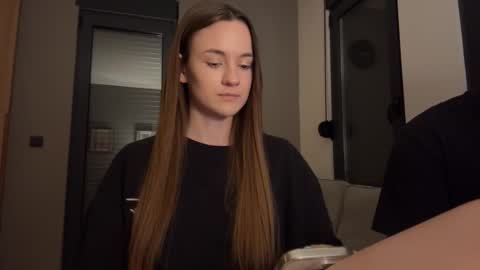 Alice and Mark online show from September 21, 11:31 pm