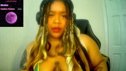 DeeDee online show from June 10, 12:04 pm