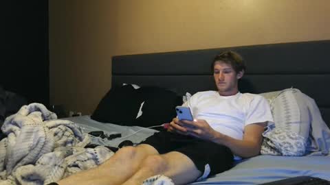 downforthemoney online show from October 6, 11:00 pm