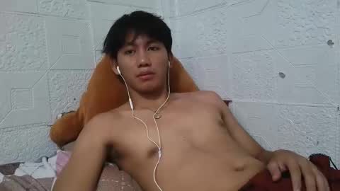 Nicole online show from November 4, 1:51 am