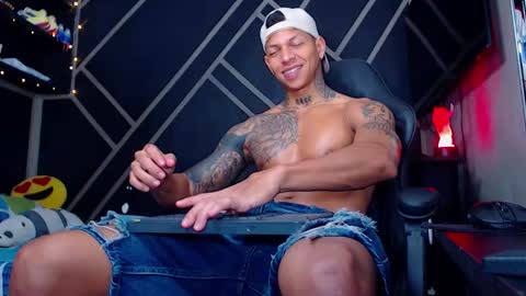 Drake online show from November 14, 5:42 am