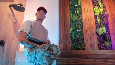 Drake Neuman online show from April 14, 3:43 am