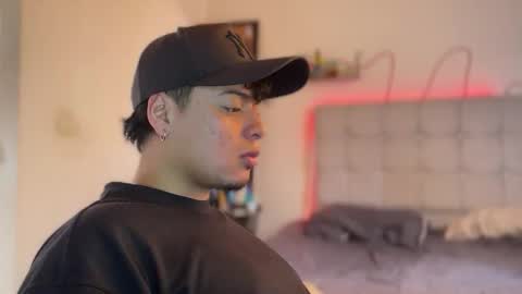 drakeeee online show from April 6, 3:13 pm