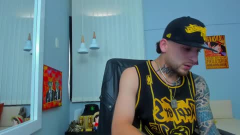 Snapshot of drako_lamar chatting on March 8, 4:17 pm Drako online show from March 8, 4:17 pm