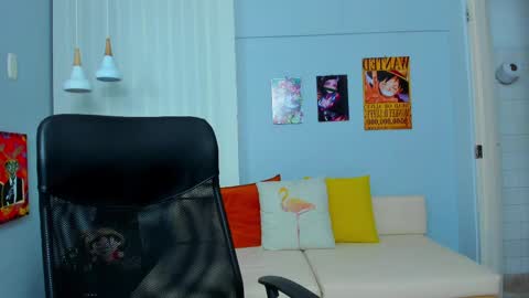 Snapshot of drako_lamar chatting on February 17, 12:27 pm Drako online show from February 17, 12:27 pm