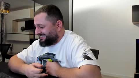 Draven A online show from March 2, 9:43 pm