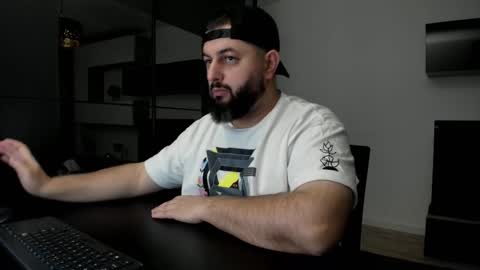 DravenPeak online show from March 8, 2:15 am