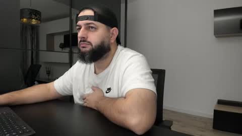 DravenPeak online show from October 25, 3:07 am