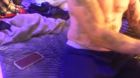 dreaded_folks online show from December 21, 10:16 pm