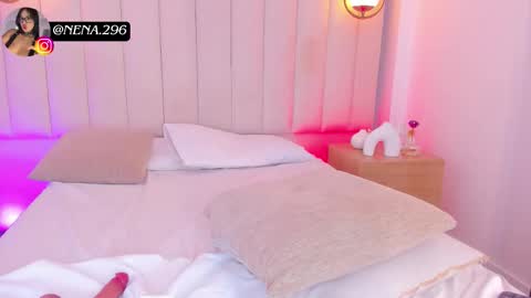 N E N A  online show from November 20, 9:23 pm