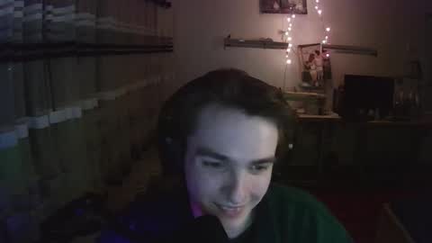 dreamerguy07 online show from February 18, 7:35 pm