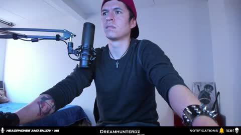 Your lord. - ONLINE  1500 Pm to 2100 Pm - New York Hour online show from December 15, 10:39 pm