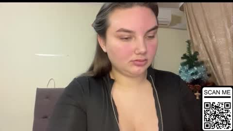 Mila online show from January 14, 8:50 pm