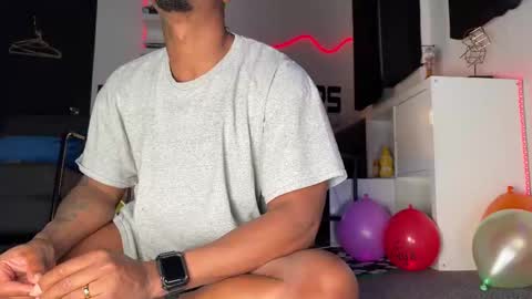 Dreamy online show from February 18, 3:31 am