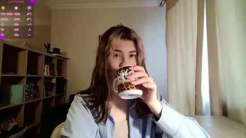 Dia online show from March 27, 10:27 am