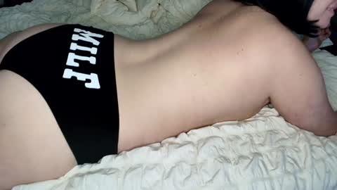 Snapshot of dripbliss chatting on January 3, 10:08 pm Dripbliss online show from January 3, 10:08 pm