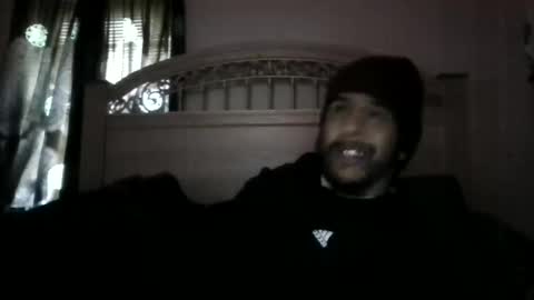 Snapshot of drogoloko233 chatting on January 30, 2:15 pm drogo lpkp online show from January 30, 2:15 pm