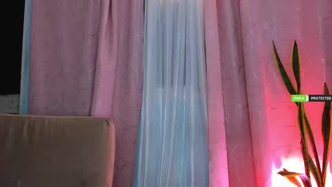 duamilktits online show from October 28, 1:28 am