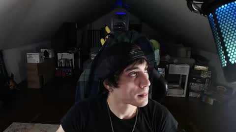 NotYourAverageTwink online show from April 20, 6:27 am