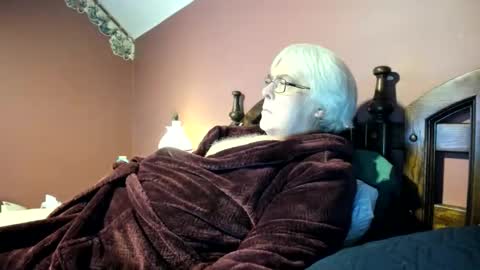 Doug online show from November 6, 2:36 am