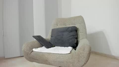 Dulce online show from April 22, 9:38 am