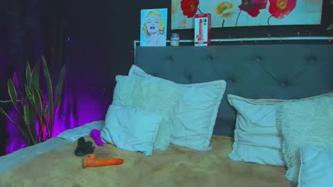 C E L E S T E  online show from January 24, 11:12 pm