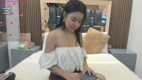 Dulce online show from June 10, 11:31 am