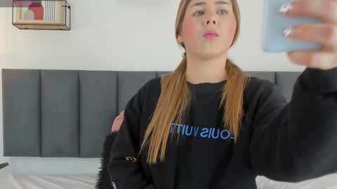 dulce_mg online show from November 18, 7:17 pm